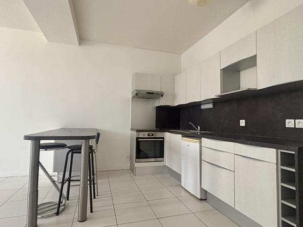 Appartement de 75m² - Extérieur et parking - Jardin Botanique , Bordeaux