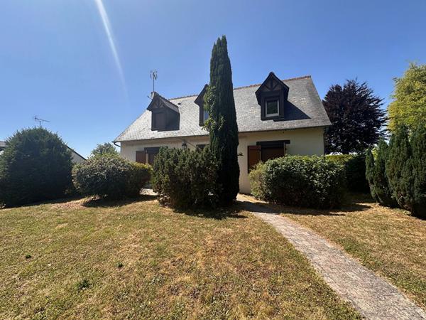 Maison Saint Sulpice 4 pièce(s) 120 m².