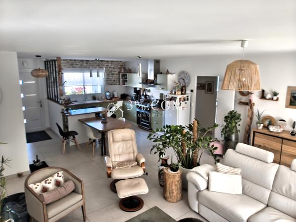 Maison 5 pièce(s) 2 chambre(s) 102 m²