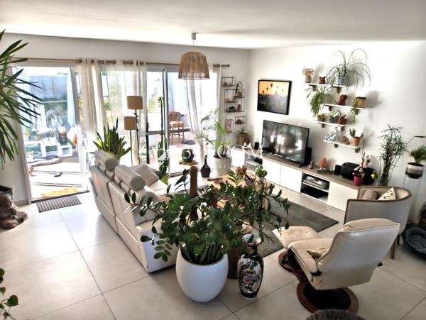 Maison 5 pièce(s) 2 chambre(s) 102 m²