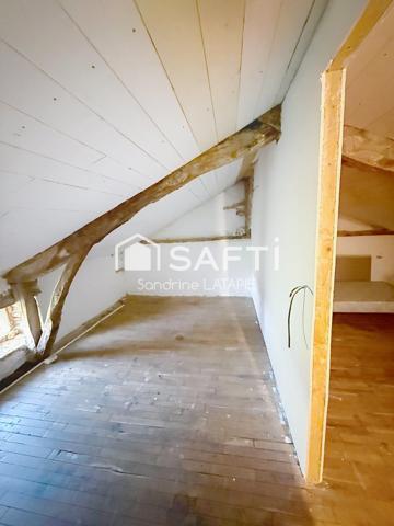 Maison en pierre + granges – Idéal artisan/projet locatif