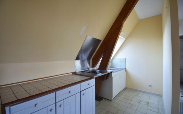 Appartement à vendre    2 pièces • 38 m2 Cosne-Cours-sur-Loire
