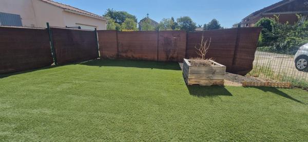 MAISON INDUVIDUELLE - JARDIN - GARAGE - CLIMATISATION