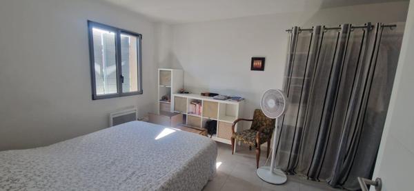 MAISON INDUVIDUELLE - JARDIN - GARAGE - CLIMATISATION