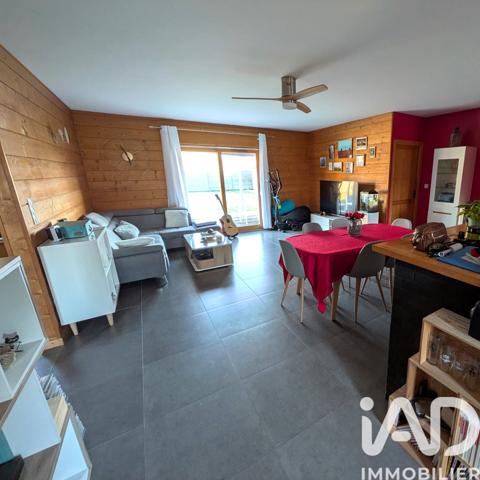 Location maison 3 pièces 83 m² Pernay