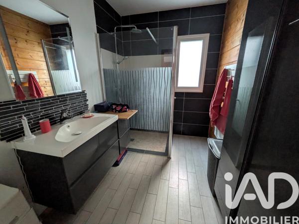 Location maison 3 pièces 83 m² Pernay
