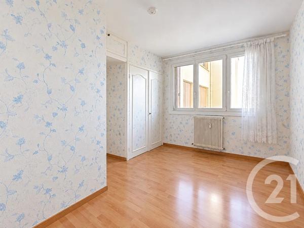 Appartement à vendre  3 pièces - 60,56 m 2   CHALONS EN CHAMPAGNE  - 51