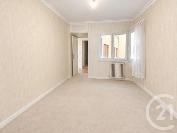Appartement à vendre  3 pièces - 60,56 m 2   CHALONS EN CHAMPAGNE  - 51
