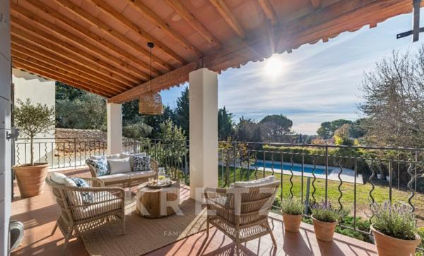 Aix-en-Provence. Élégante villa familiale de 220 m² au cœur d’un parc arboré