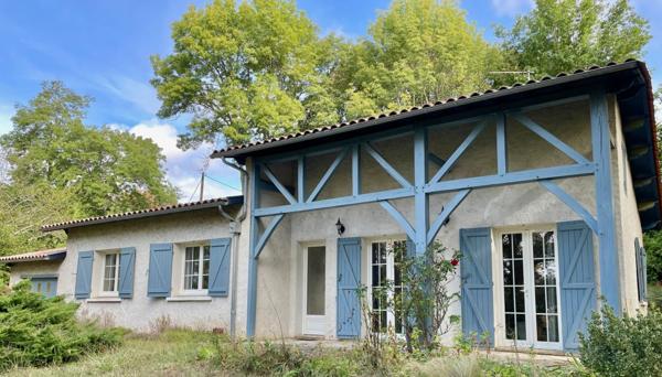 Domaine rénové avec gîte dans l’ouest de la Dordogne