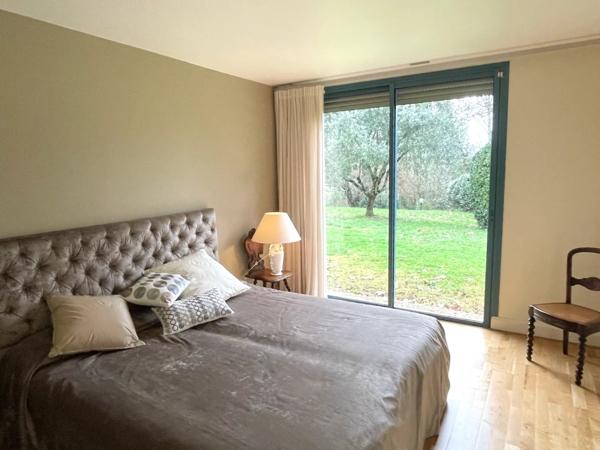 Domaine rénové avec gîte dans l’ouest de la Dordogne