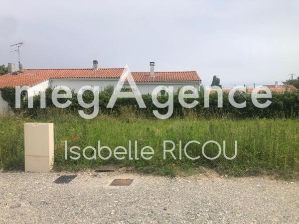 Terrain à DOLUS-D'OLERON, 17550 - 147m²