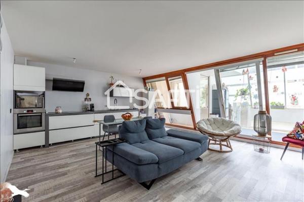 BEAU DUPLEX F4 104M²