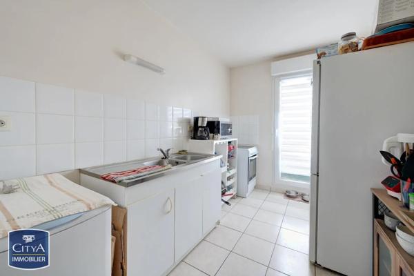 Appartement à louer 2 pièces 50m² Saint-Cyr-sur-Loire (37540)