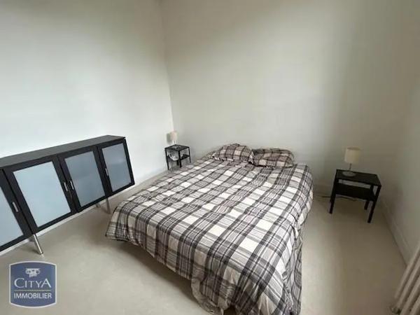 Appartement à louer 2 pièces 33.89m² Tours (37000)