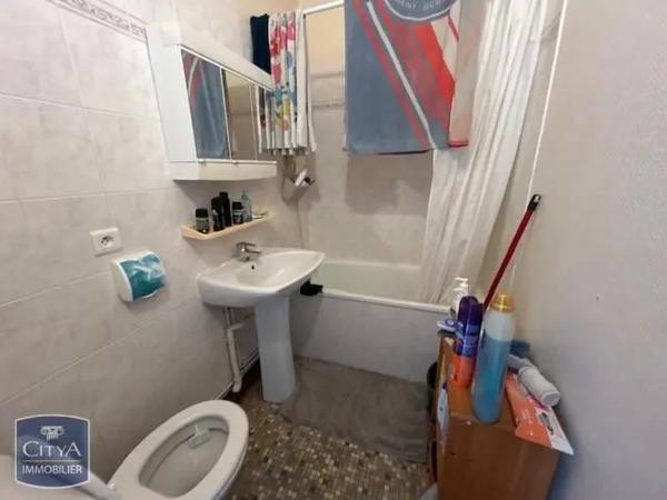 Appartement à louer 2 pièces 33.89m² Tours (37000)
