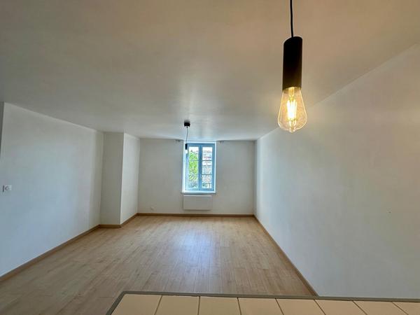 APPARTEMENT UNE CHAMBRE PROCHE DU CENTRE-VILLE