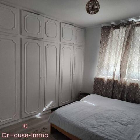 Immeuble à vendre 10 pièces de 210 m²