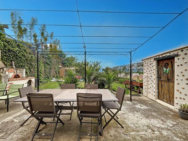 EXCLUSIVITE - MAISON DE 102 M² SUR 306 M² DE TERRAIN AVEC MAGNIFIQUE VUE