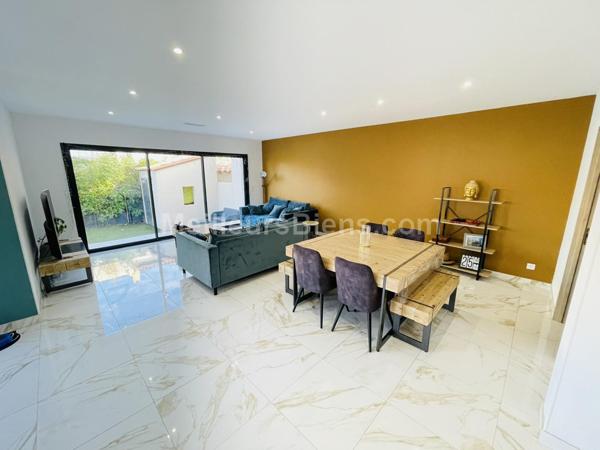 Villa T5 3 faces de 125m2 sur parcelle de 327m2 à Toulouges