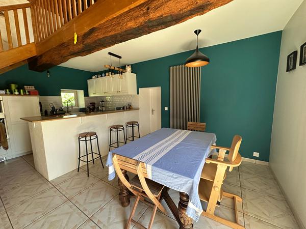 Maison en pierre 154 m² à vendre dans un hameau d'Aizenay