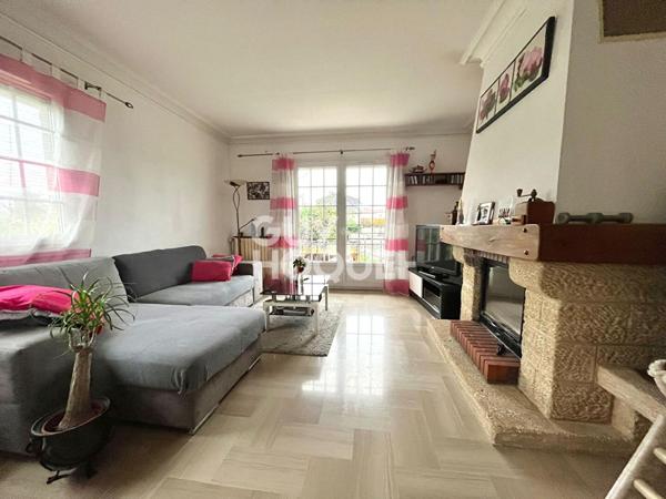 Belle maison familiale 229 m² à Crépieux-la-Pape