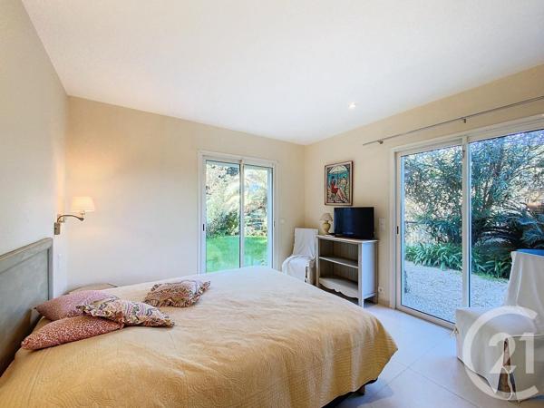 Maison à vendre  9 pièces - 294,94 m2 ANTIBES - 06