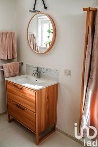 Maison traditionnelle 8 pièces de 178 m² à La Teste-de-Buch (33260)