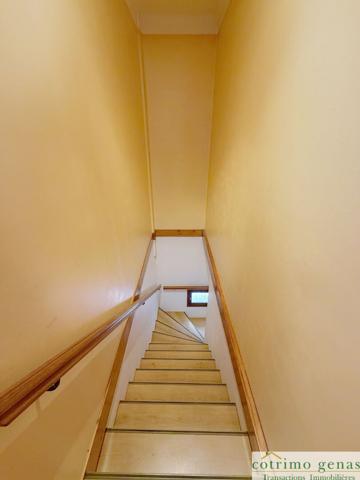 GENAS centre Maison 7P de 138m² Terrain 770m²