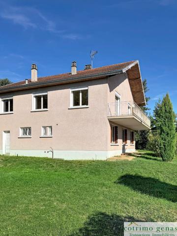 GENAS centre Maison 7P de 138m² Terrain 770m²