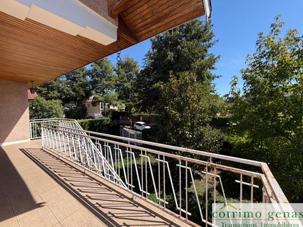 GENAS centre Maison 7P de 138m² Terrain 770m²