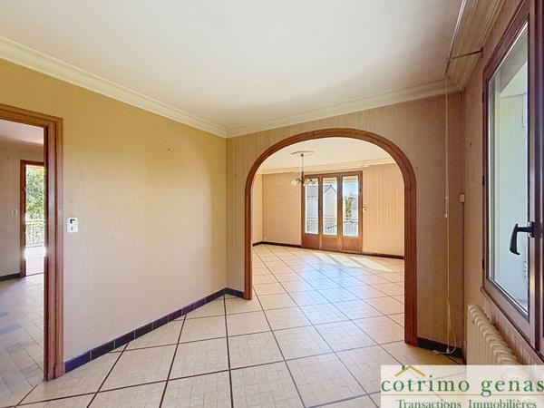 GENAS centre Maison 7P de 138m² Terrain 770m²