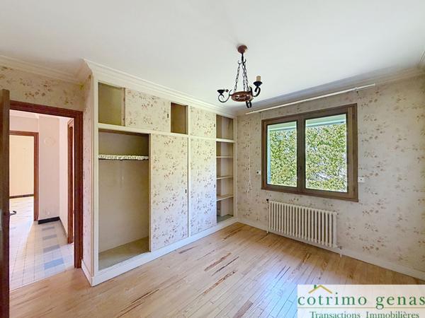 GENAS centre Maison 7P de 138m² Terrain 770m²