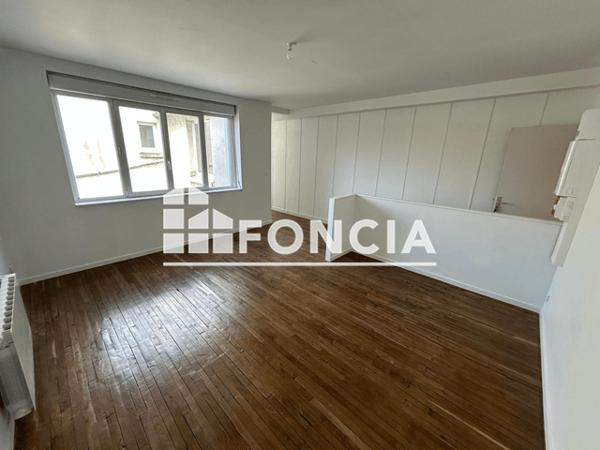Location Studio 48 m² - 22 RUE DU GENERAL LECLERC Saint-brieuc 22000