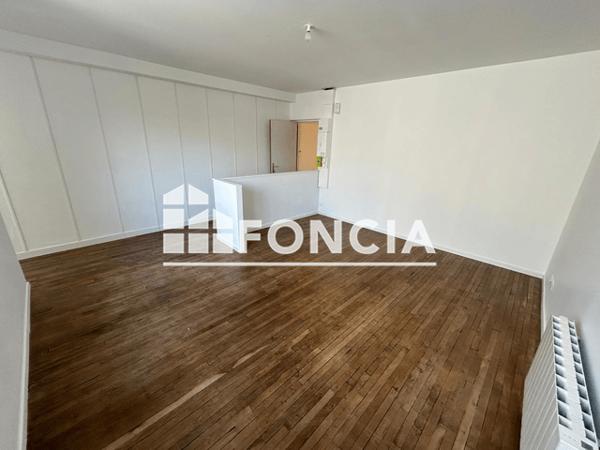 Location Studio 48 m² - 22 RUE DU GENERAL LECLERC Saint-brieuc 22000