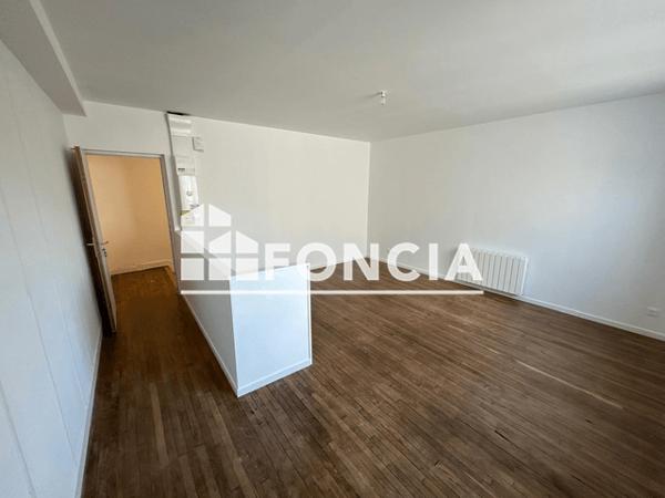 Location Studio 48 m² - 22 RUE DU GENERAL LECLERC Saint-brieuc 22000