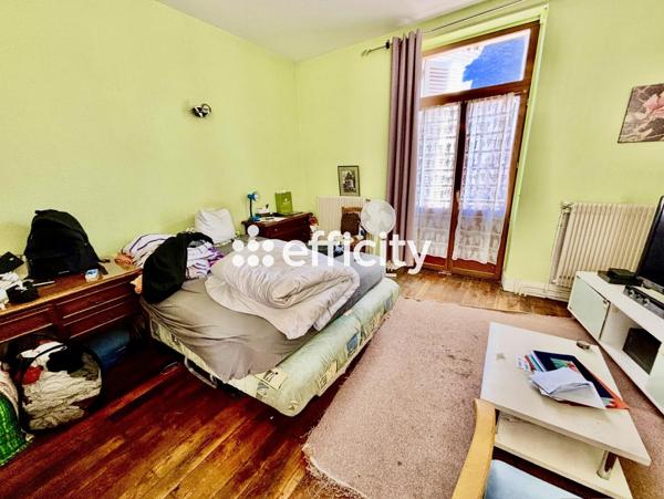 Immeuble 4 pièces - 118 m² Exclusivité efficity