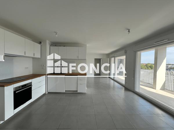 Location Appartement 4 pièces 84.4 m² - 113 ROUTE DE LABEGE Toulouse 31400