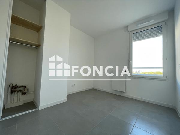 Location Appartement 4 pièces 84.4 m² - 113 ROUTE DE LABEGE Toulouse 31400