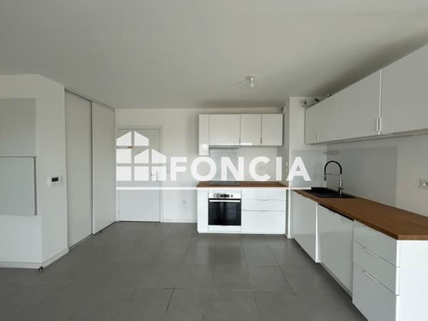 Location Appartement 4 pièces 84.4 m² - 113 ROUTE DE LABEGE Toulouse 31400