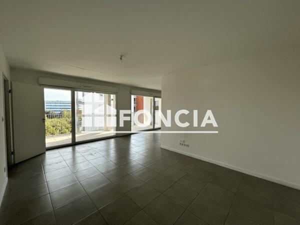 Location Appartement 4 pièces 84.4 m² - 113 ROUTE DE LABEGE Toulouse 31400