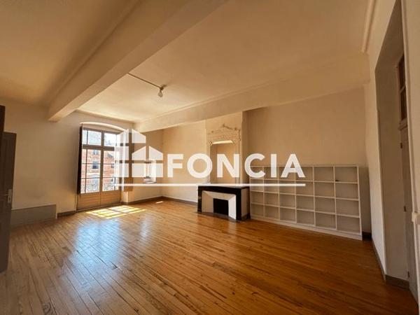 Location Appartement 3 pièces 150 m² - 10 PLACE NATIONALE Montauban 82000