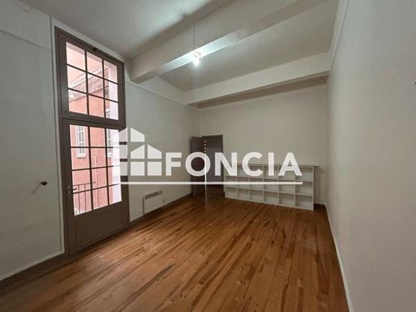 Location Appartement 3 pièces 150 m² - 10 PLACE NATIONALE Montauban 82000