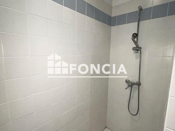 Location Appartement 3 pièces 155.9 m² - 10 PLACE NATIONALE Montauban 82000