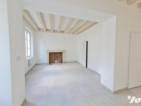 MAISON DE VILLE - A VENDRE - A AMENAGER - MONTOIRE/ LOIR