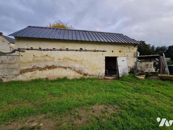 MAISON DE VILLE - A VENDRE - A AMENAGER - MONTOIRE/ LOIR