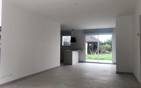 Maison à louer    4 pièces • 77,30 m2 Cabariot