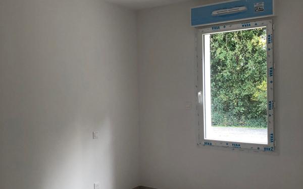 Maison à louer    4 pièces • 77,30 m2 Cabariot