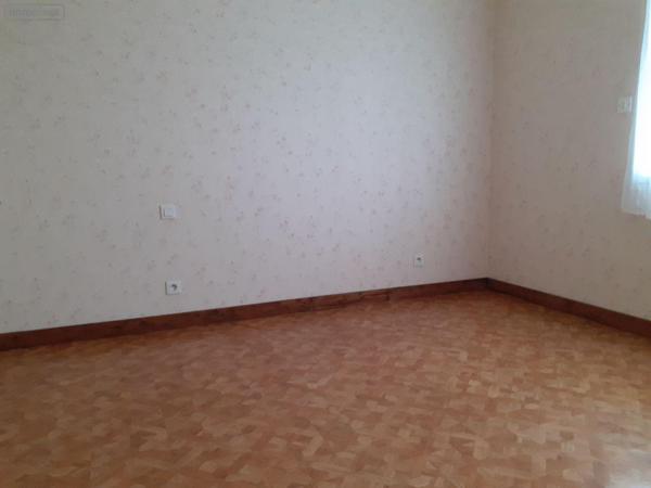 Maison individuelle à louer à Saint-M'Hervé en Ille-et-Vilaine (35500), ref : 35131-197