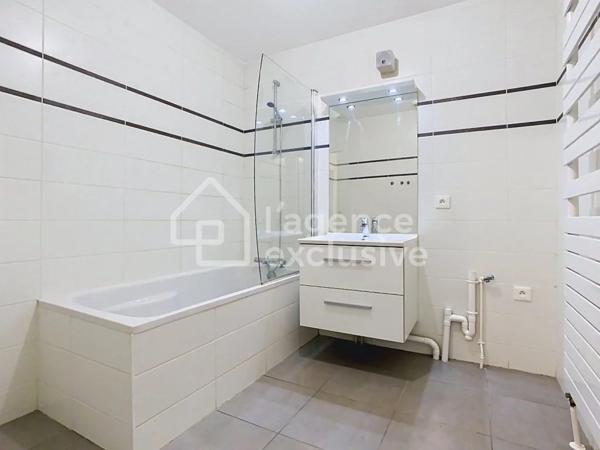 APPARTEMENT T3 A LOUER - LA MADELEINE 59.87 m 2 - 974,80 € charges comprises par mois